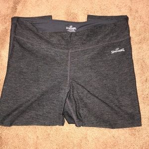 cropped gray leggings